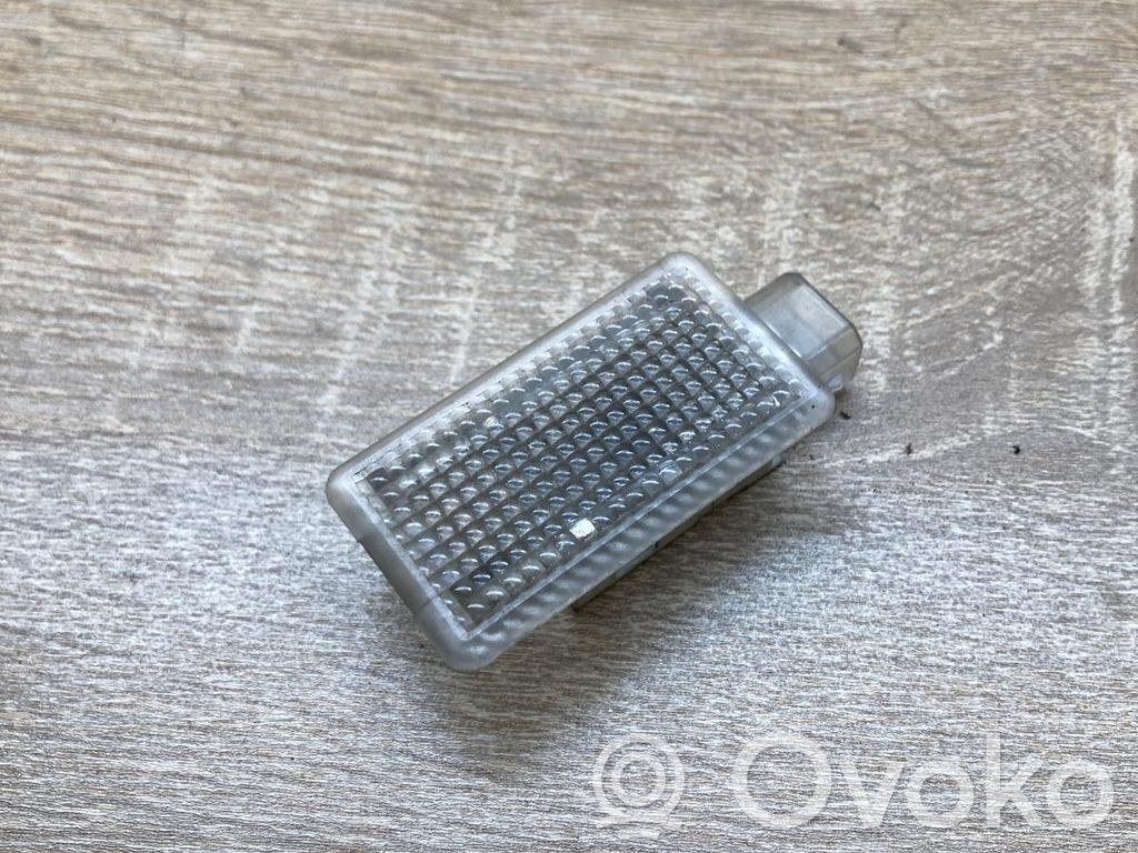 Audi A4 S4 B7 8E 8H Autre éclairage intérieur