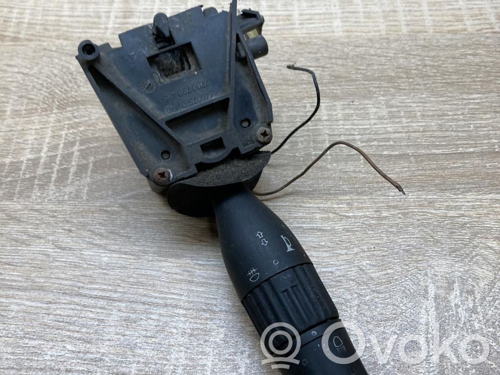 Renault Safrane Manetă semnalizator 