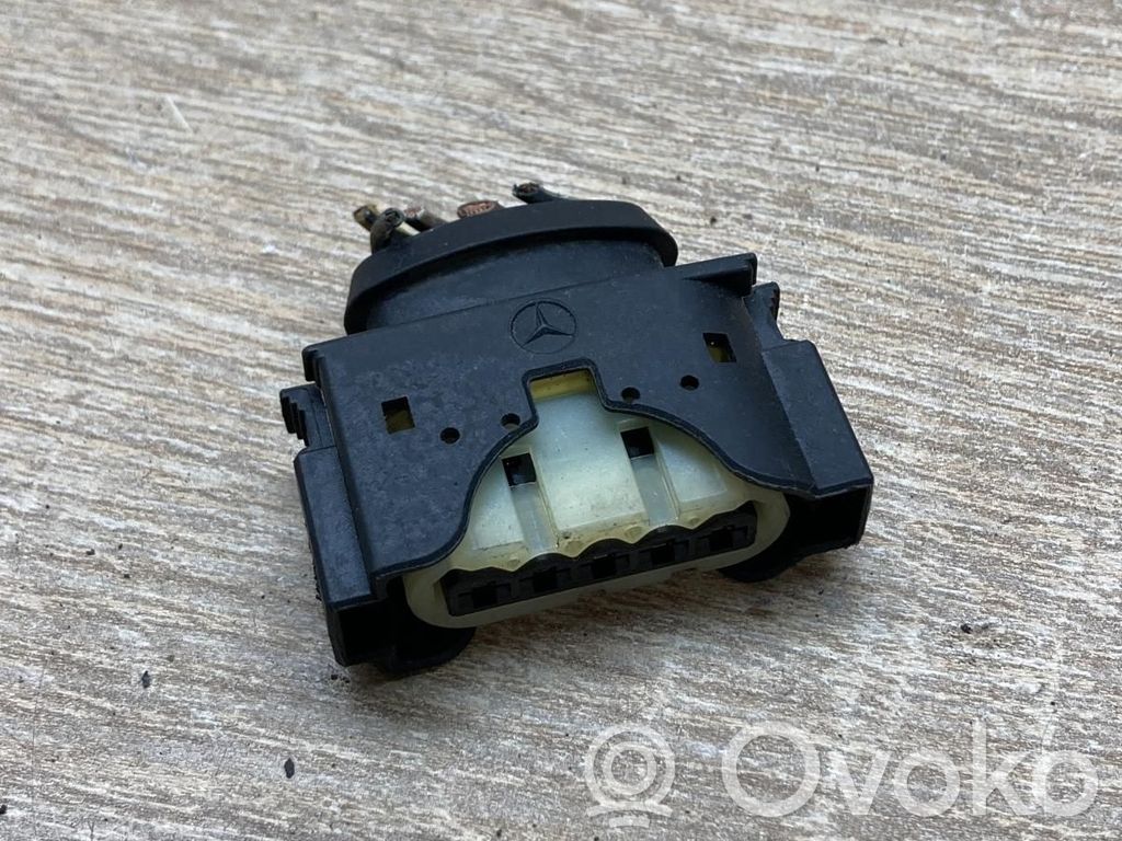 Mercedes-Benz E W211 Cablaggio/impianto del faro/fanale 
