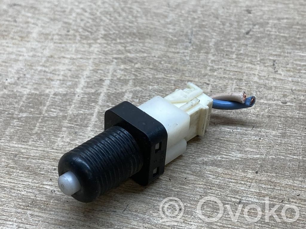 Interruptor sensor del pedal de freno