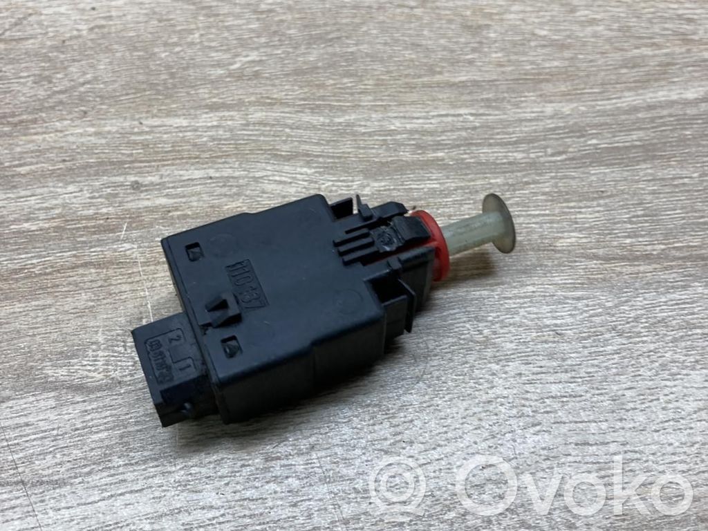 BMW 3 E30 Comutator senzor pedală frână 