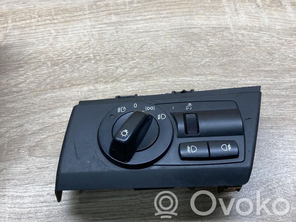 Comutator lumini   3420276,532321