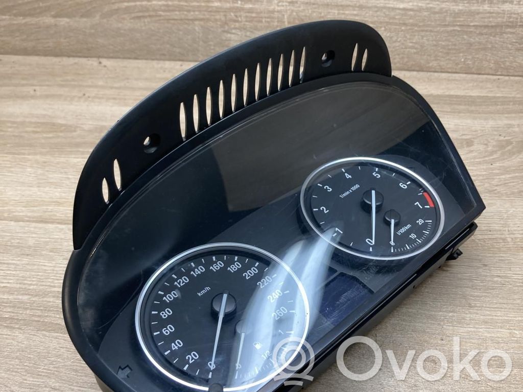 BMW 5 E60 E61 Speedometer (instrument cluster) 