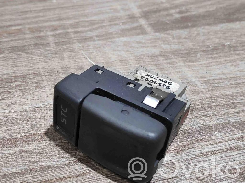 Volvo S70  V70  V70 XC Comutator controlul tracțiunii (ASR) 