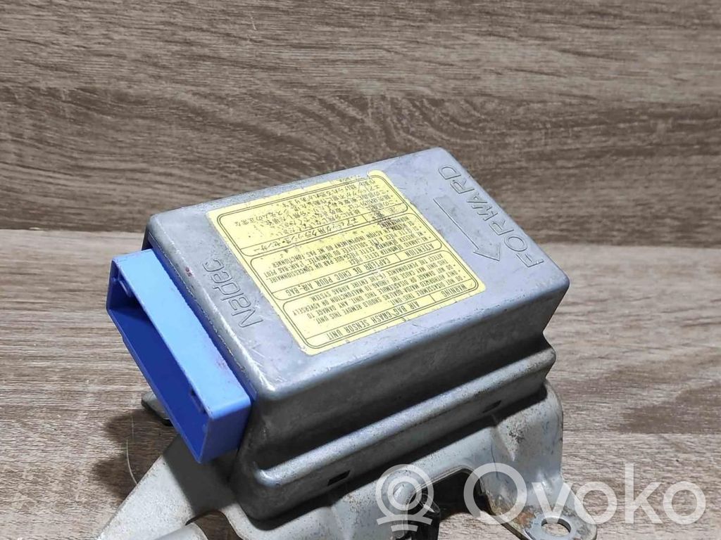 Mazda 626 Sterownik / Moduł Airbag 