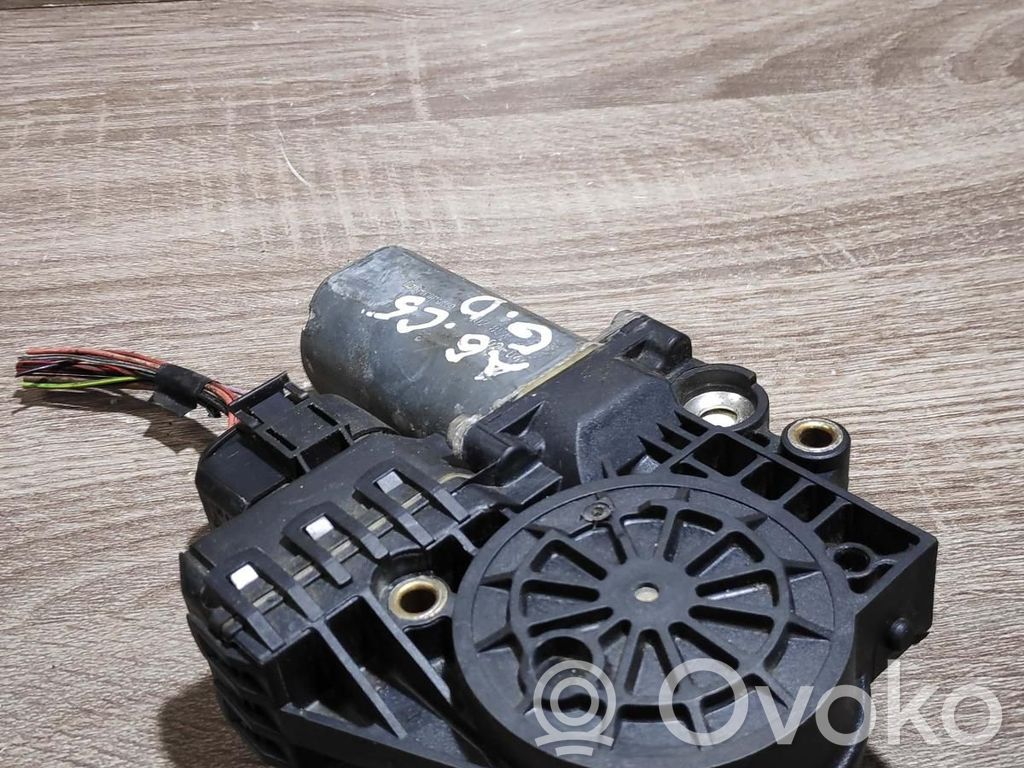 Audi A6 S6 C5 4B Motor macara geam ușă spate 