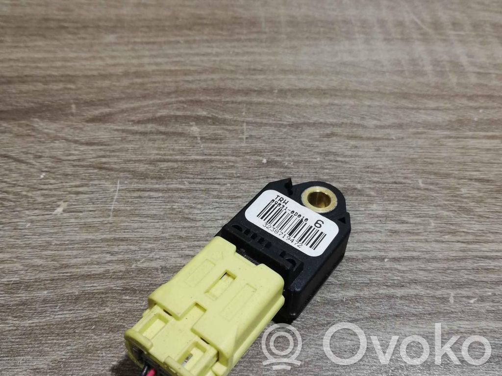 Toyota Yaris Senzor impact/declanșare airbag 