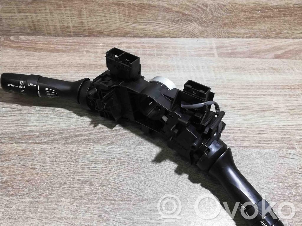 Toyota RAV 4 (XA20) Bloc semnalizator și ștergător parbriz 