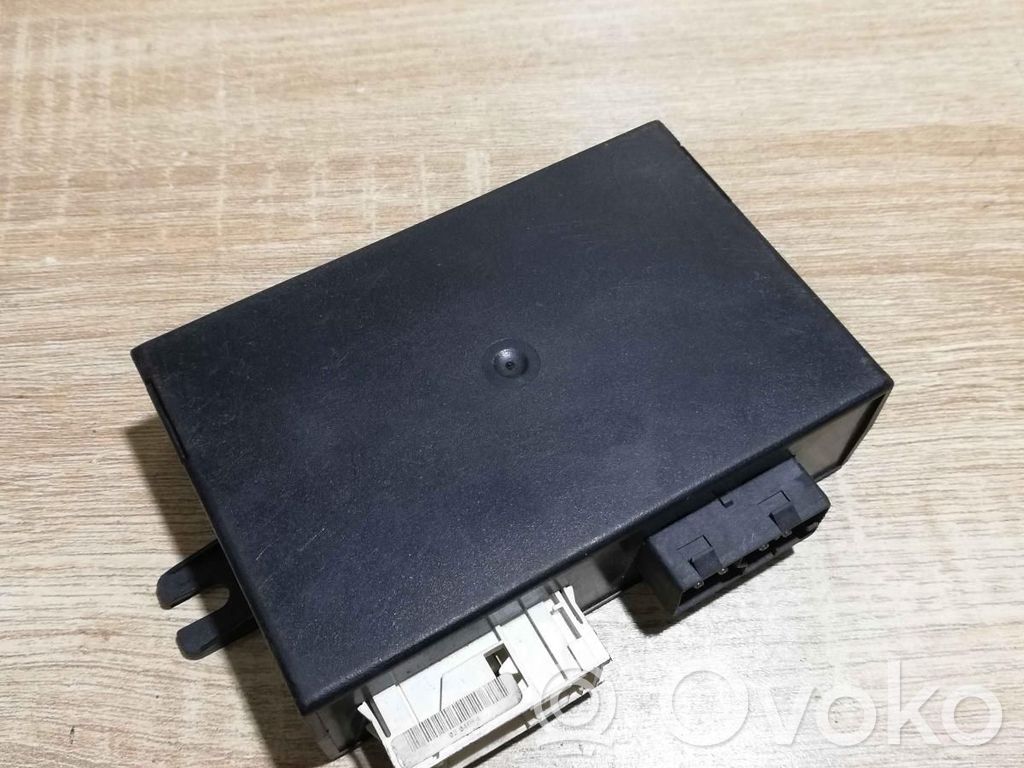 Unidad de control/módulo de alarma   8353569