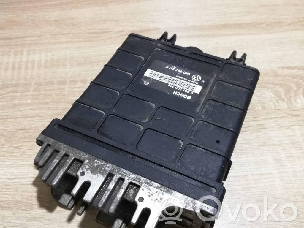 Volkswagen Golf III Unitate control motor/modul ECU 
