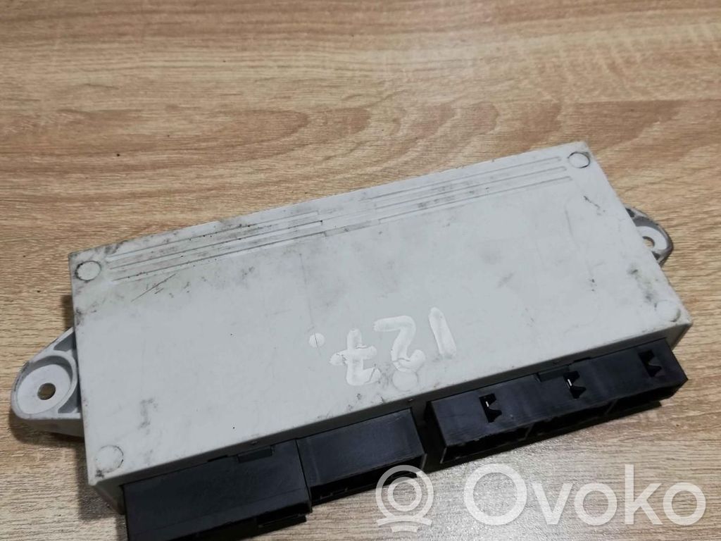 Unidad de control/módulo de la puerta   6921980