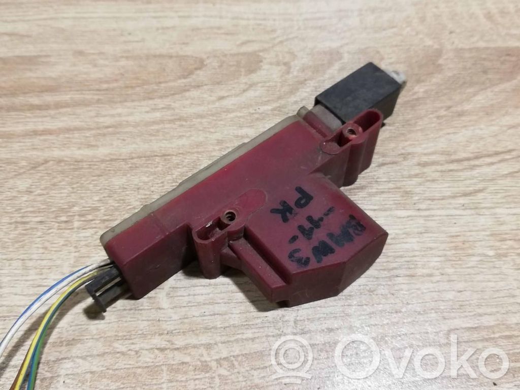 Motor de bloqueo de puertas   BMW3