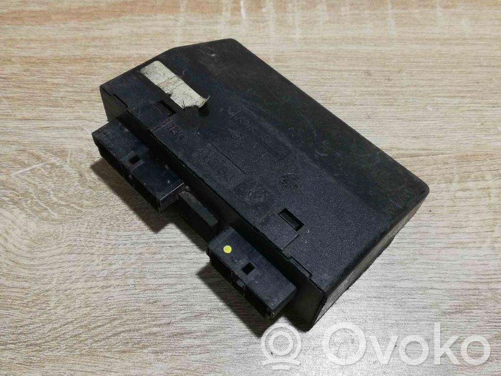 Renault Safrane Module confort 
