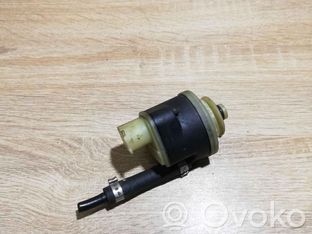 BMW X5 F15 Pompă injecție de înaltă presiune 
