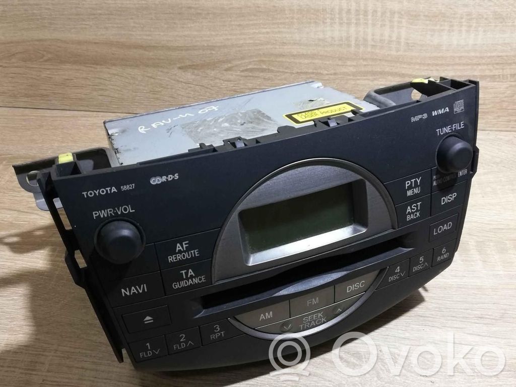 Toyota RAV 4 (XA30) Panel / Radioodtwarzacz CD/DVD/GPS