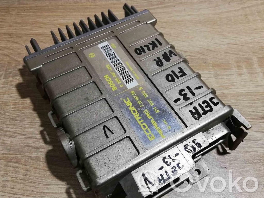 Volkswagen Golf II Unitate control motor/modul ECU 