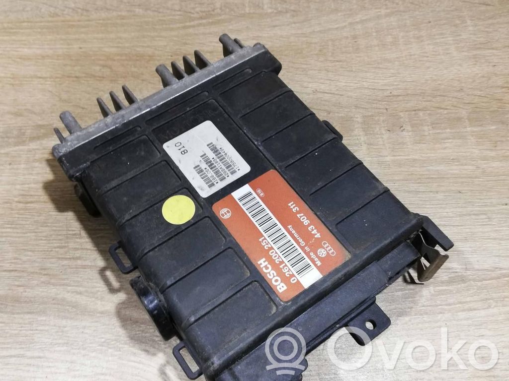 Volkswagen PASSAT B3 Unitate control motor/modul ECU 