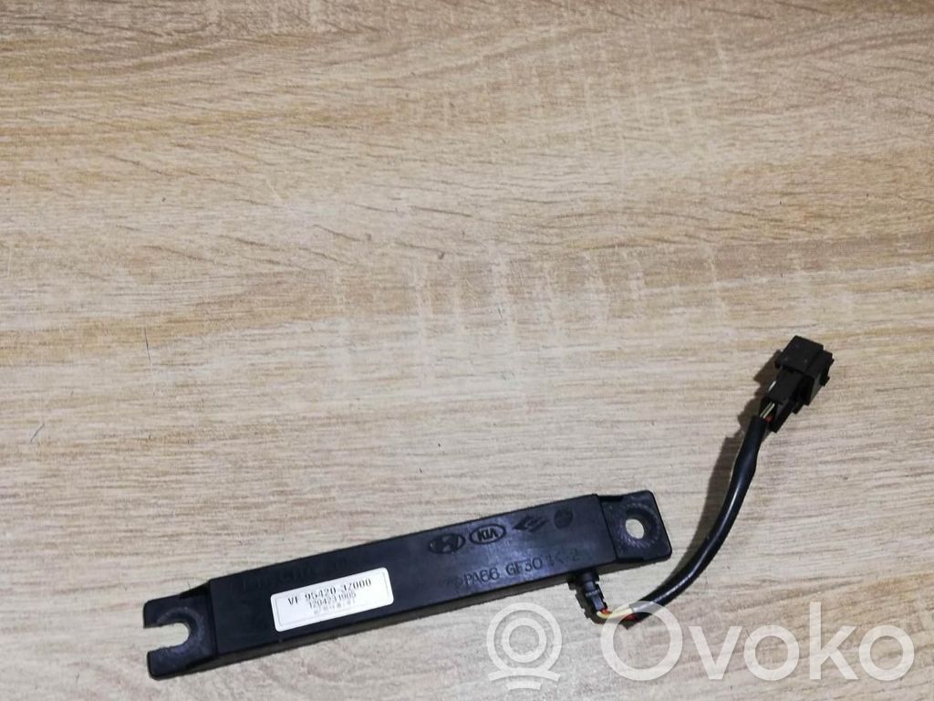 Hyundai i40 Amplificator antenă aeriană 