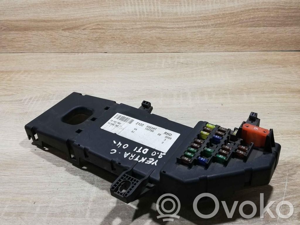 Opel Signum Modul siguranțe 