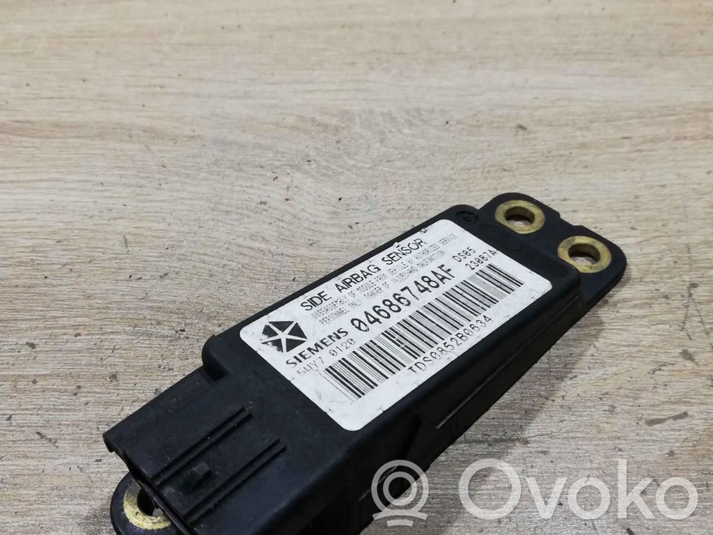 Chrysler Voyager Senzor impact/declanșare airbag 