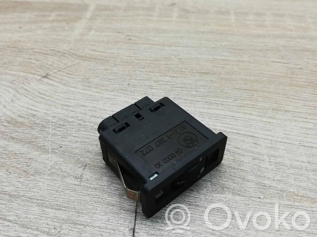 BMW 3 E36 Interruttore di regolazione livello altezza dei fari 