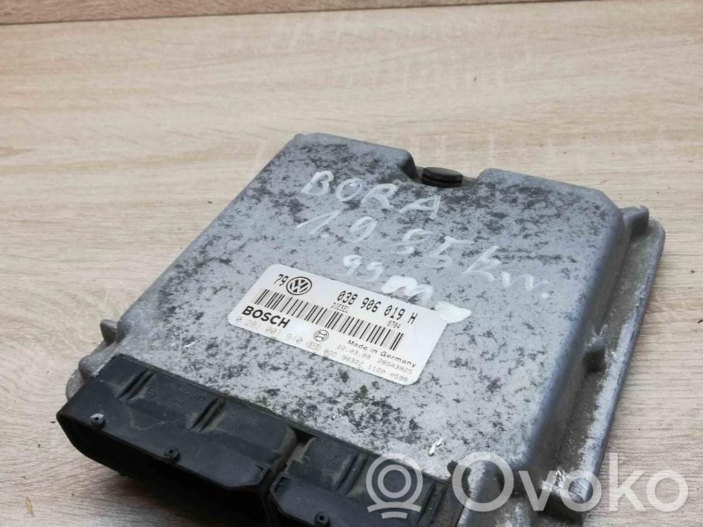Volkswagen Golf IV Unitate control motor/modul ECU 