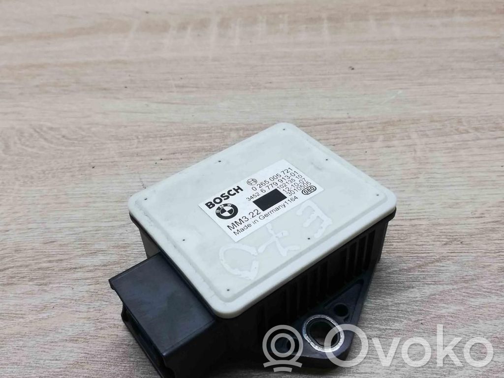 ESP Drehratensensor Querbeschleunigungssensor   6779913,0265005721
