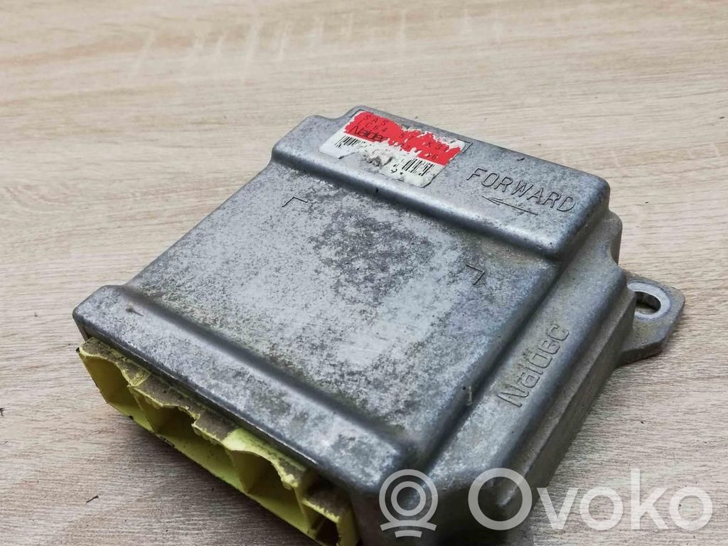 Mazda MPV II LW Unidad de control/módulo del Airbag 