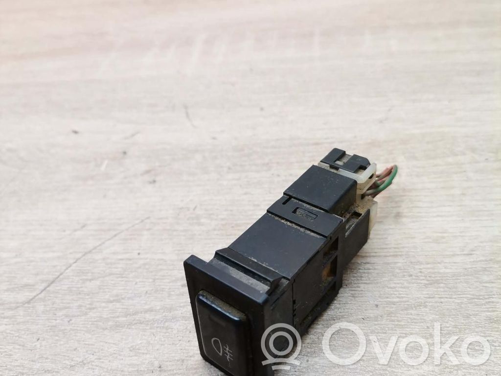 Mazda 323 Włącznik świateł przeciwmgielnych 