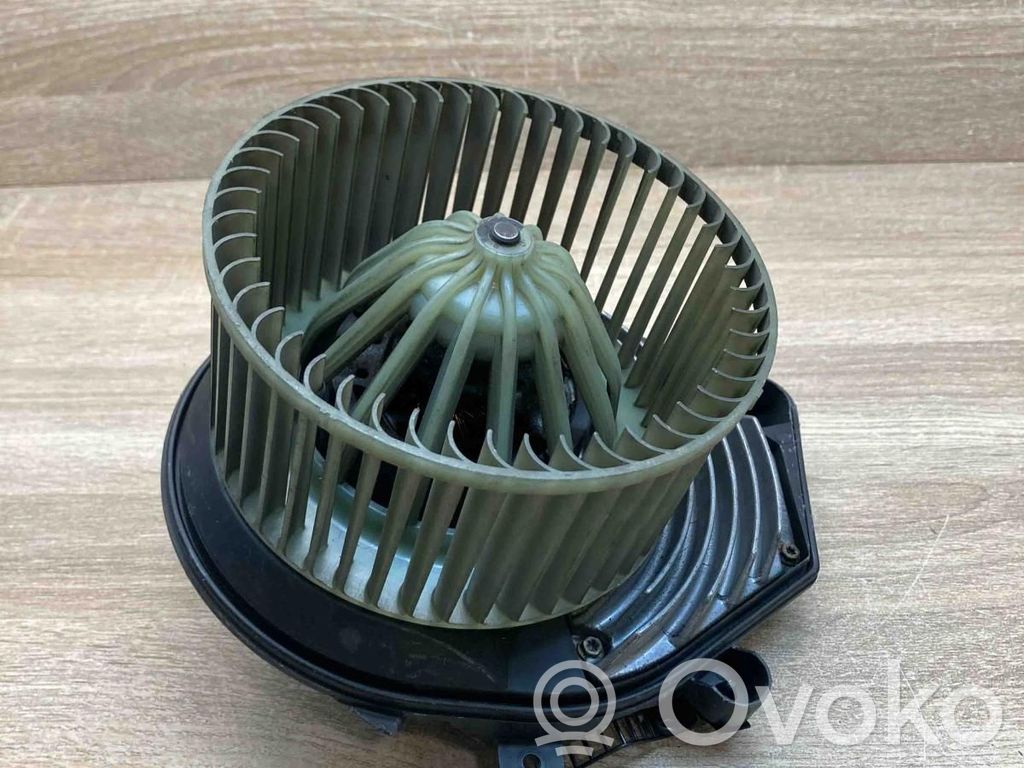 Volkswagen PASSAT B5 Ventola riscaldamento/ventilatore abitacolo 