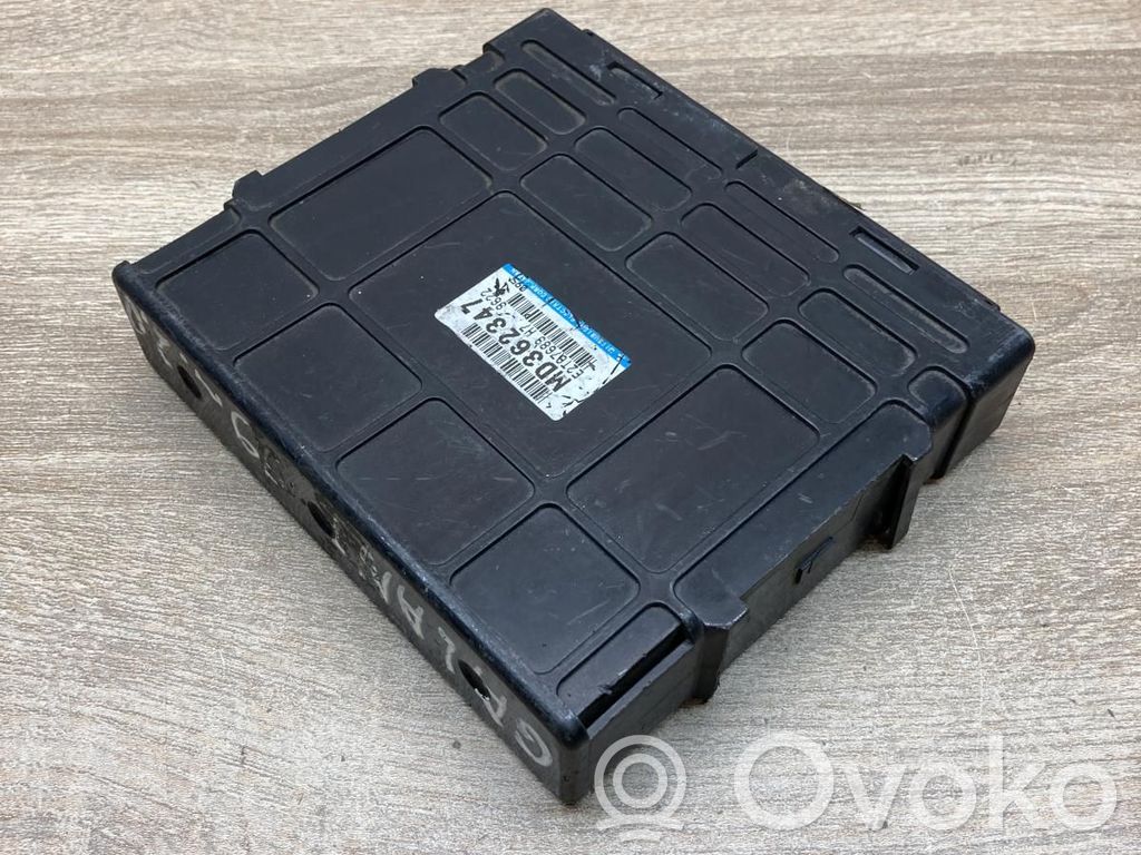 Unité de commande, module ECU de moteur   MD362347,E2T67689