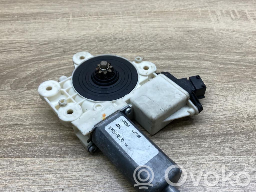 Toyota Avensis T250 Motorino alzacristalli della portiera anteriore