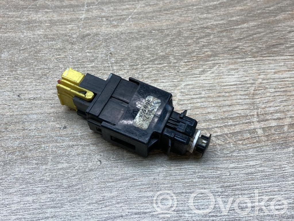 Volvo 850 Comutator senzor pedală frână 