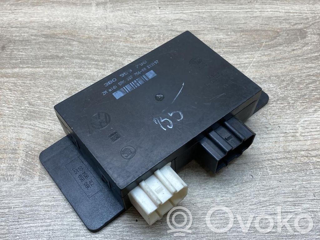 Volkswagen PASSAT B5 Modul confort 