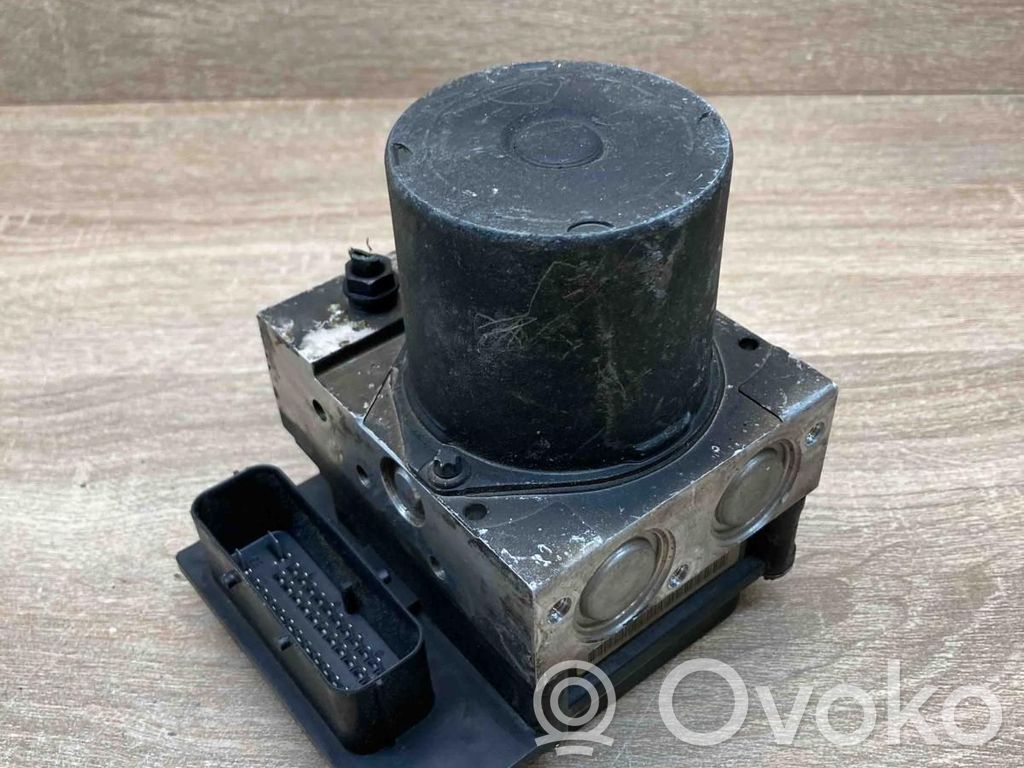 ABS Pump   6768906,6758743