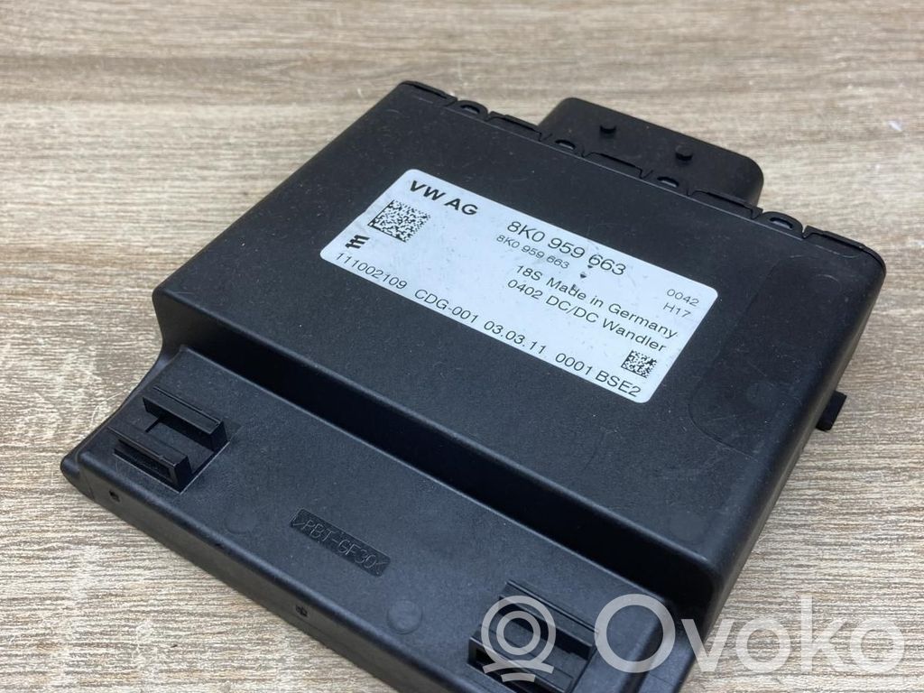 Audi A4 S4 B8 8K Modulo del convertitore di tensione/trasformatore 