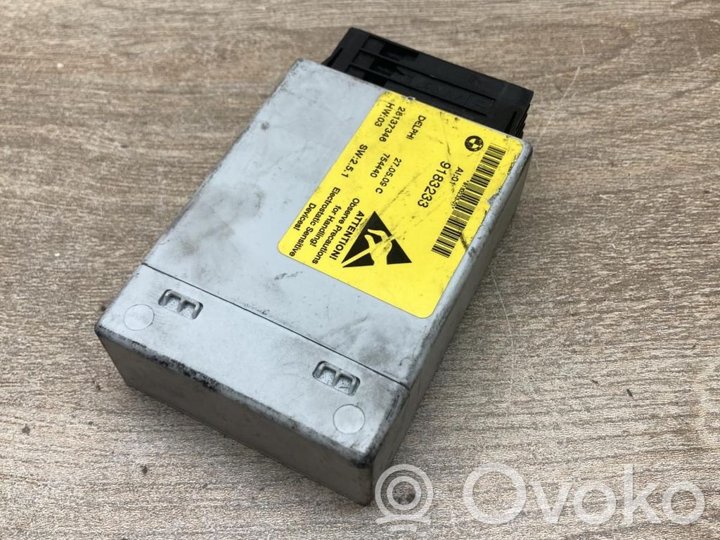 Unité de commande console centrale   9183233,28137346