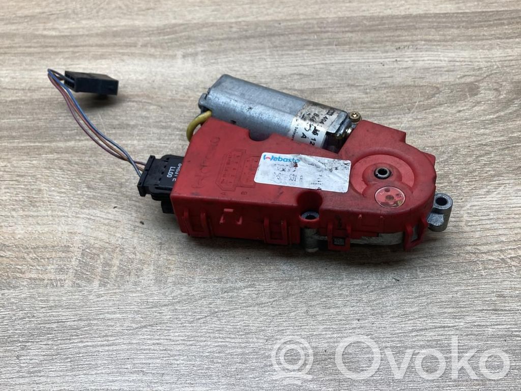 Audi A4 S4 B5 8D Silniczek szyberdachu 