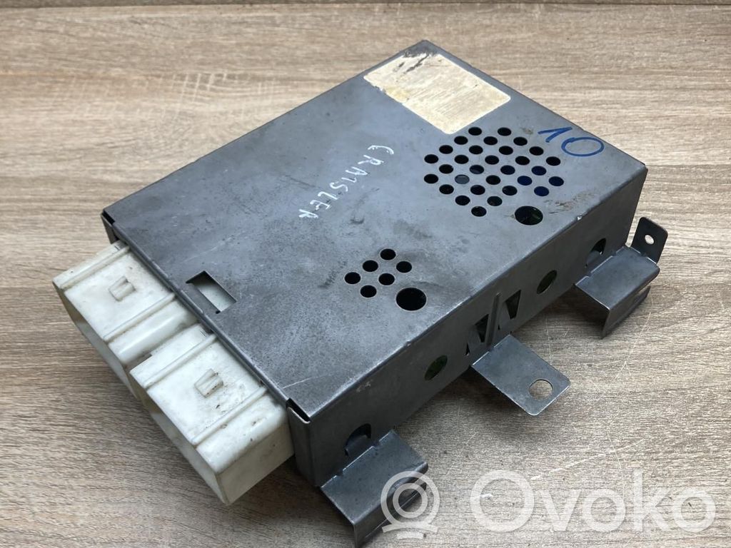 Chrysler Voyager Ramka / Moduł bezpieczników 