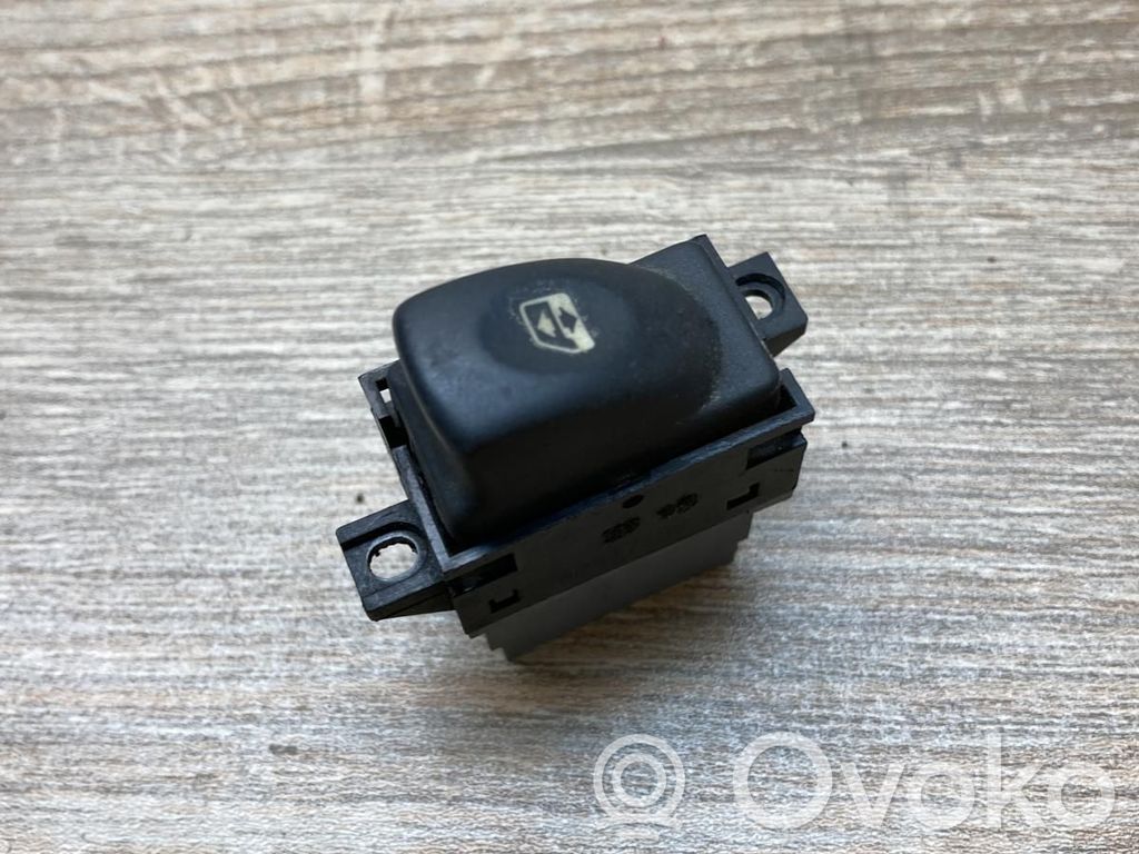 Renault Laguna II Interruptor del elevalunas eléctrico