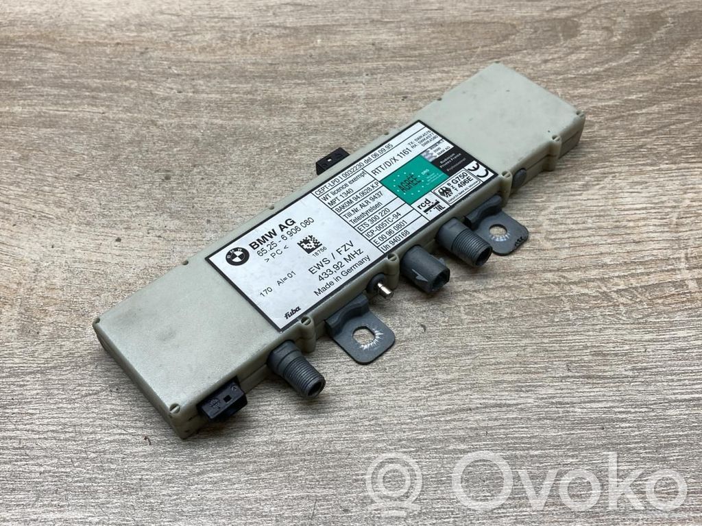 BMW 5 E39 Amplificador de antena aérea 