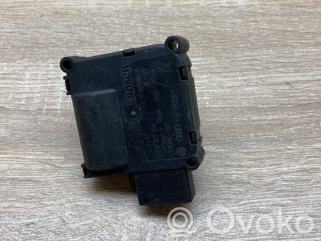 Audi A6 S6 C6 4F Motor/actuator clapetă aer 