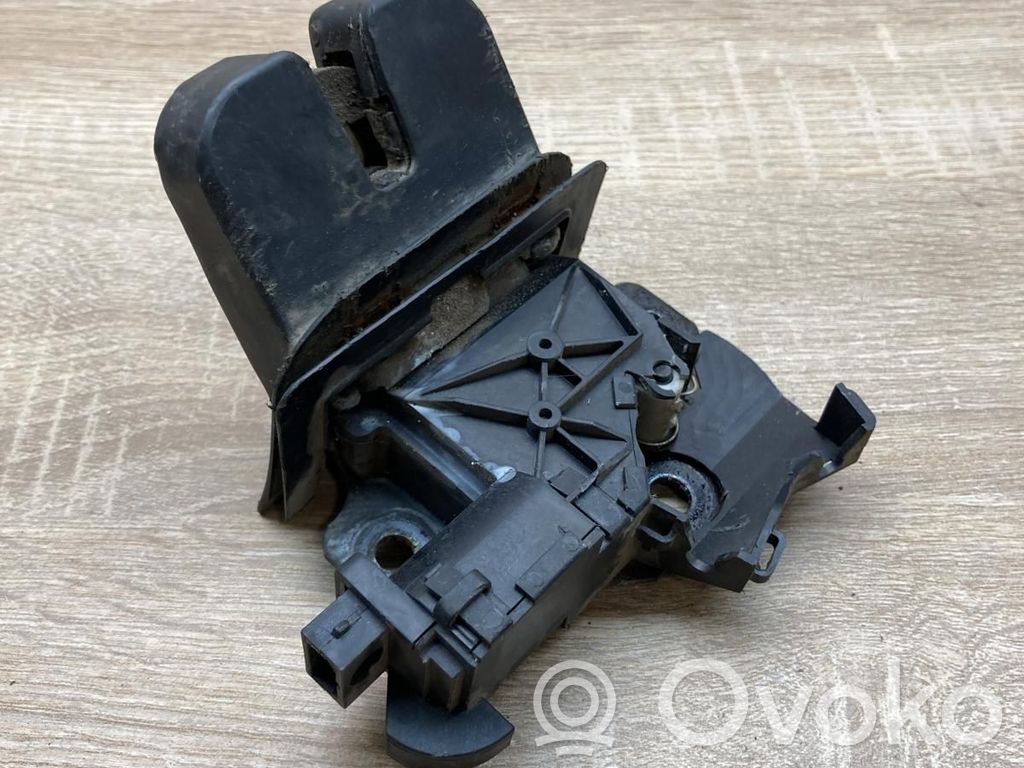 Audi A3 S3 8P Blocco/chiusura/serratura del portellone posteriore/bagagliaio 