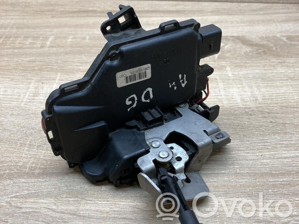 Audi A4 S4 B6 8E 8H Încuietoare ușă spate 
