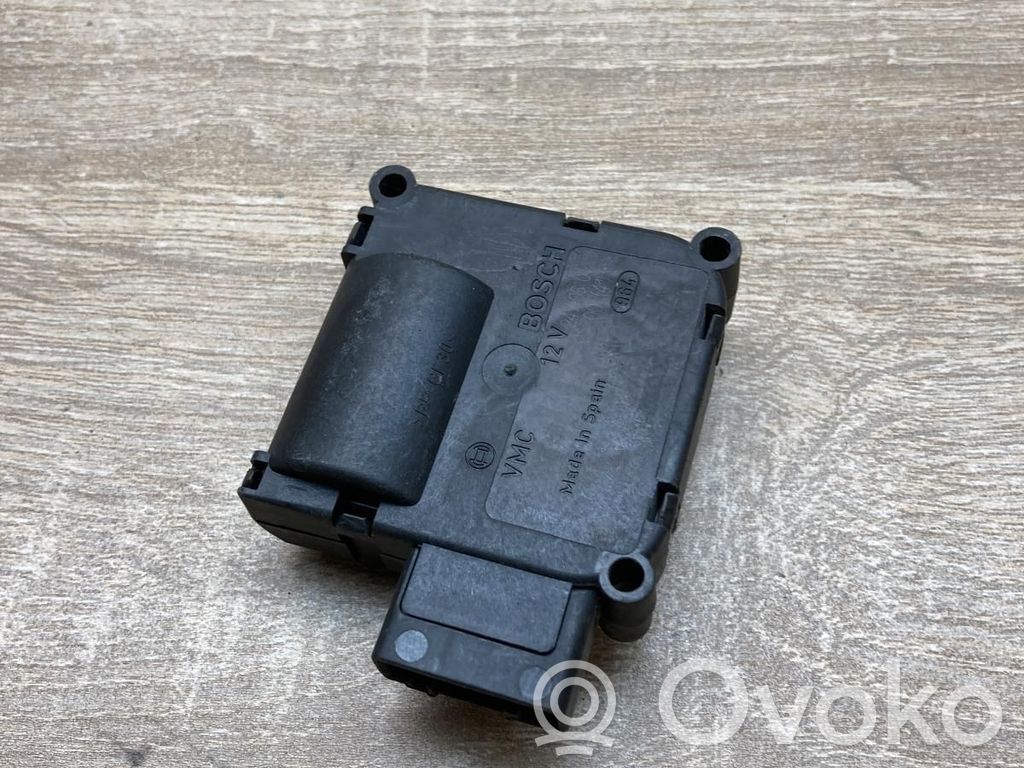 Audi A6 S6 C6 4F Motor/actuator clapetă aer 