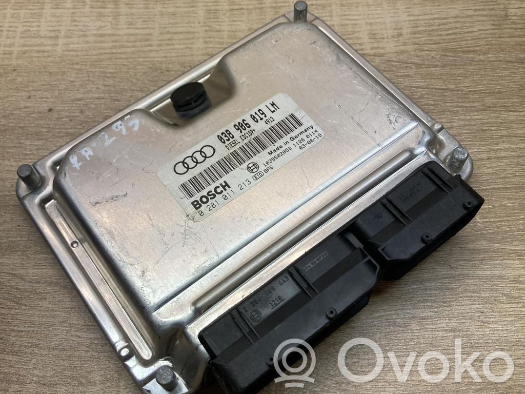 Audi A6 S6 C5 4B Centralina/modulo motore ECU 