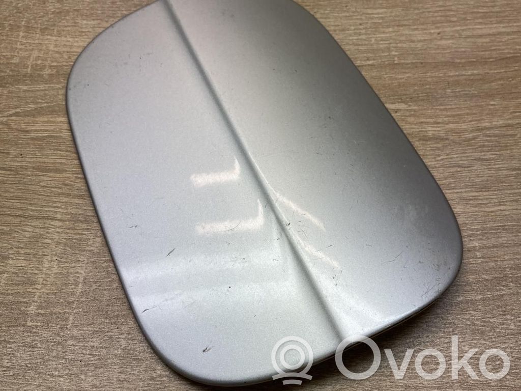 Audi A6 S6 C6 4F Tappo cornice del serbatoio 