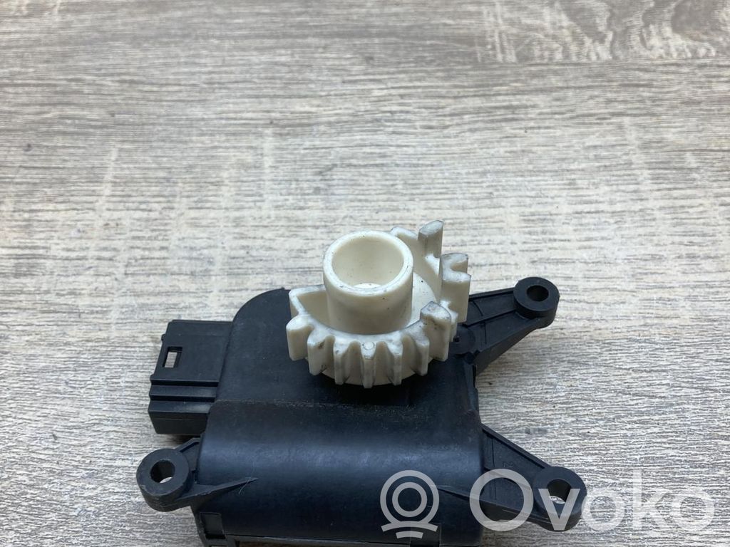 Volkswagen PASSAT B6 Motorino attuatore aria 