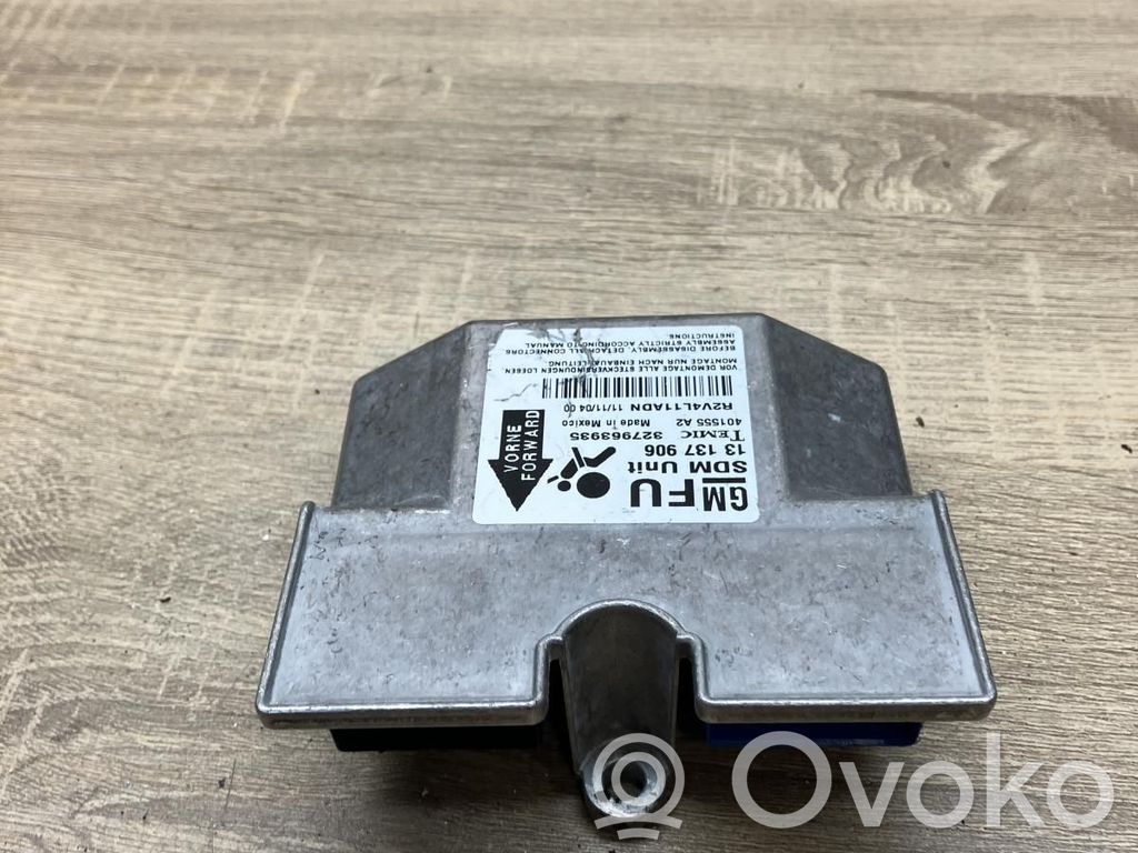Opel Astra H Unitate/modul de comandă airbaguri 