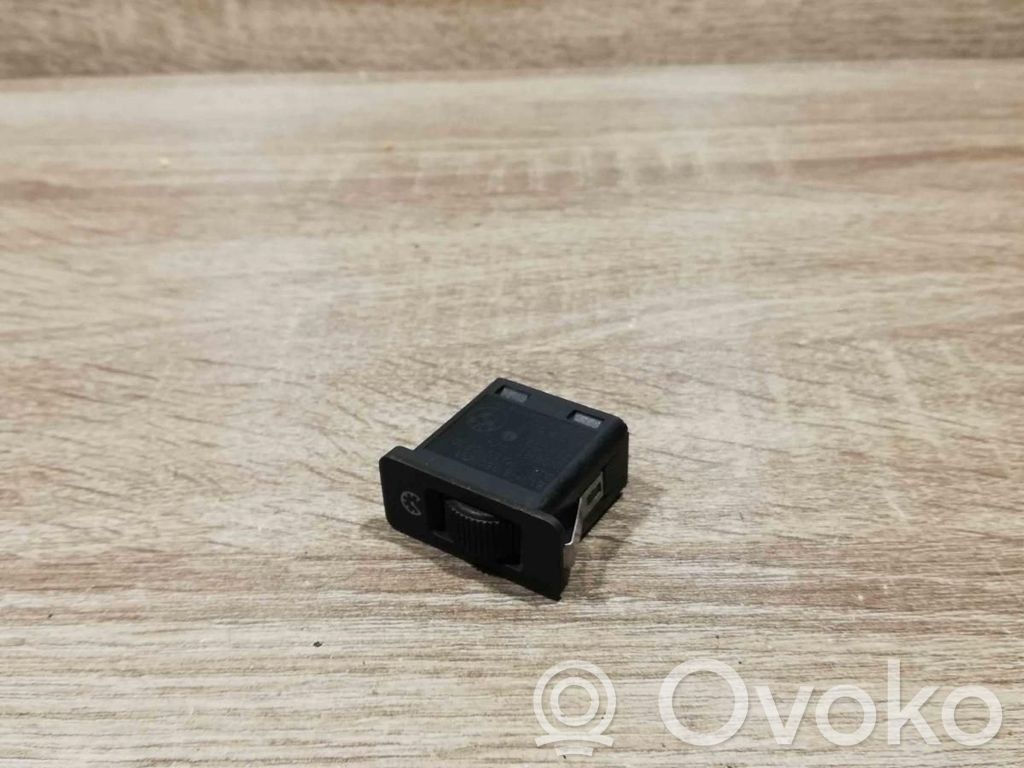 Panel lighting control switch   8360461,21318000,61318360461